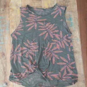 Large-sleeveless olive green and peach knotted top